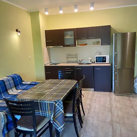 Nikea 10 Apartament *
